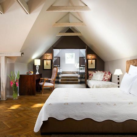 Villa Riccona Bronisze ภายนอก รูปภาพ