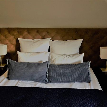 Villa Riccona Bronisze ภายนอก รูปภาพ